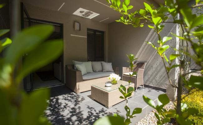 Villa Moyal – Executive Apartments & Hotel Rooms